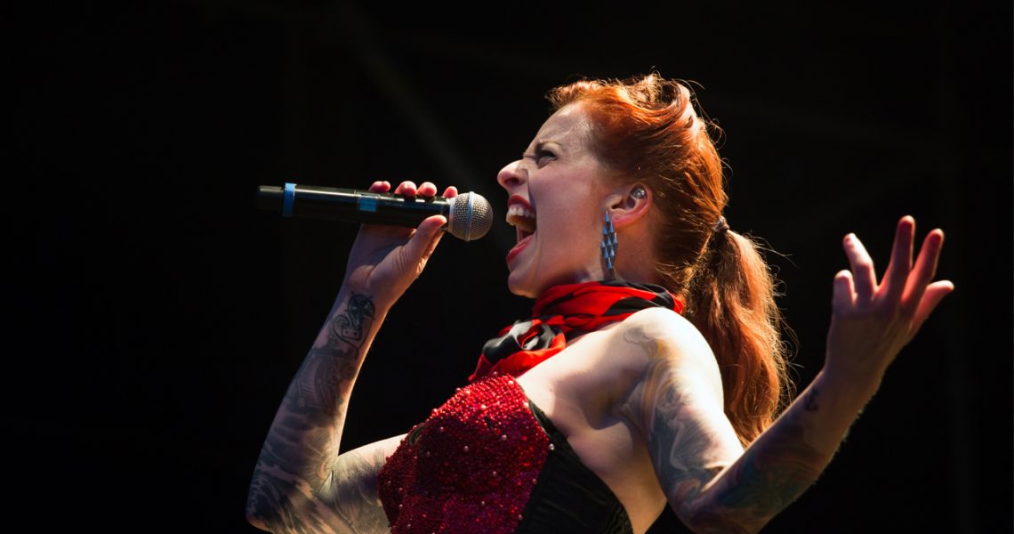 Great singers rocked the stage on Friday night