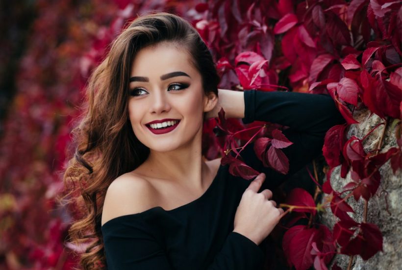 Black dress is very beautiful on this girl